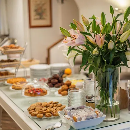 Degli Oleandri Hotel 3*