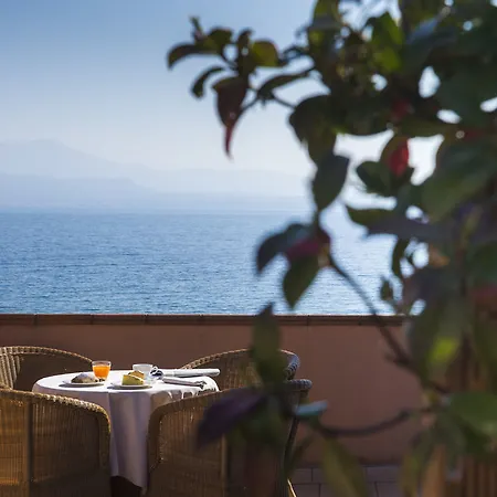 Hotel Degli Oleandri 3*
